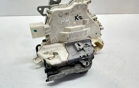 Audi A4 S4 B8 8K Front door lock 8J1837015C