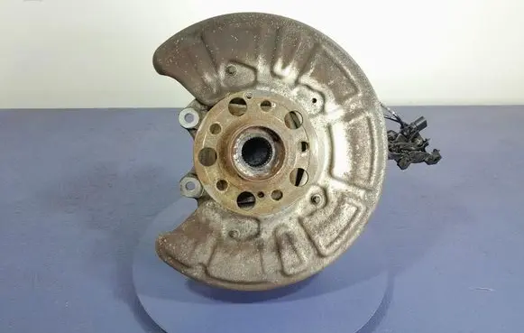 Mercedes-Benz AMG GT R190 C190 Front wheel hub spindle knuckle