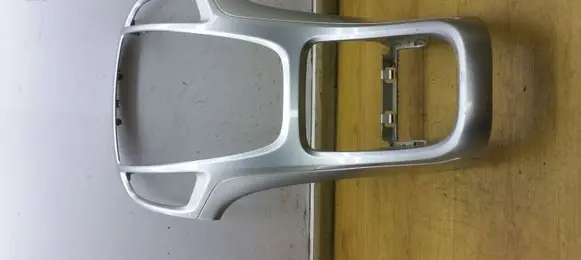 Opel Astra J Radio/GPS head unit trim 13257562 340685796