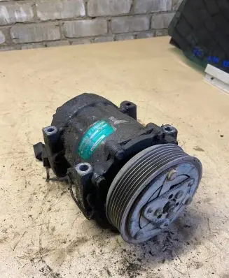 Volvo S40, V40 Air conditioning (A/C) compressor (pump) 8200040681 0343111934