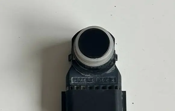 Toyota Yaris Parking PDC sensor 4ML061ADA 13596 183201