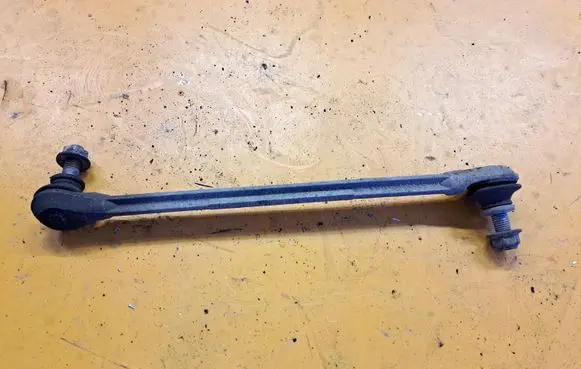 Mercedes-Benz E W212 Front anti-roll bar/stabilizer link A2123201189