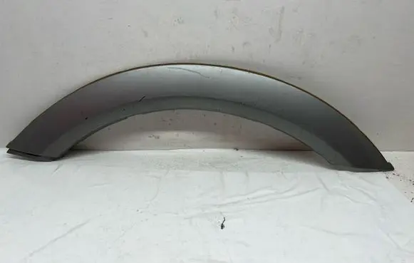 Mitsubishi Pajero Front arch trim MR478742