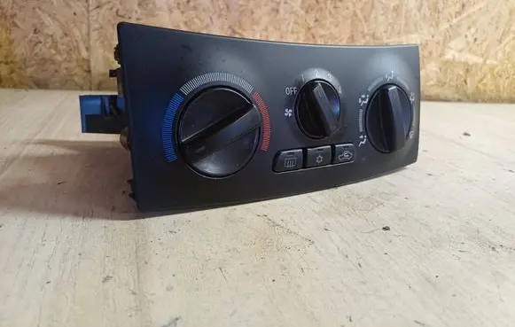 Mitsubishi Space Star Climate control unit MN140637 040216