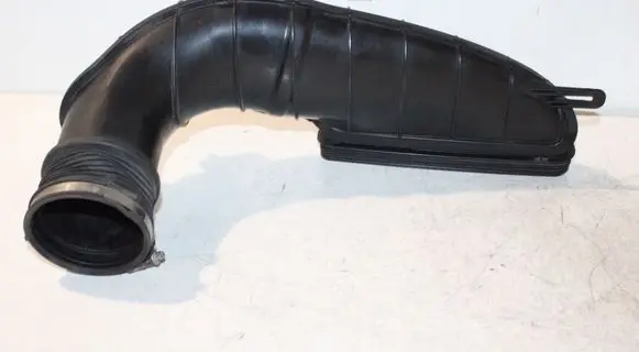Air intake hose/pipe