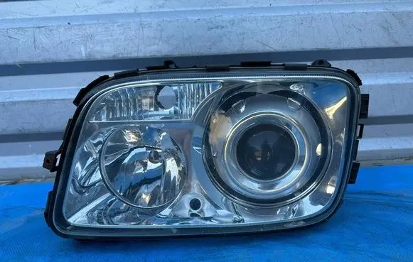 Mercedes-Benz Sprinter W907 W910 Headlight/headlamp 