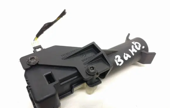 Mercedes-Benz B W245 Central locking motor A2038201997 A1698201414