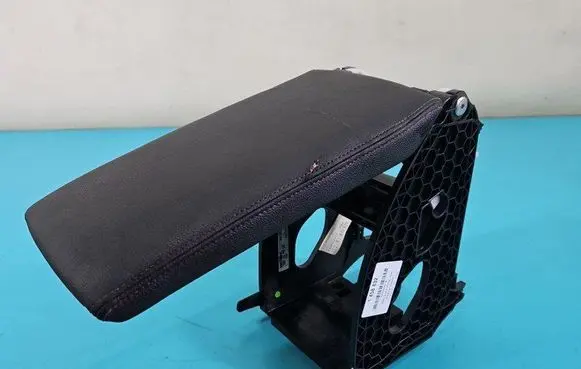 Skoda Superb B8 (3V) Armrest 3V0864207 IMPRK1458832