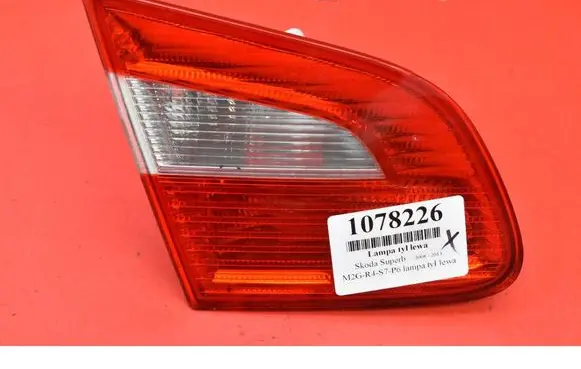 Skoda Superb B6 (3T) Rear/tail lights 3T5945093