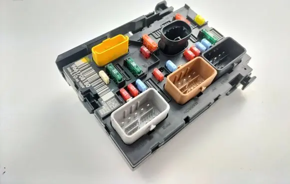 Fuse box set