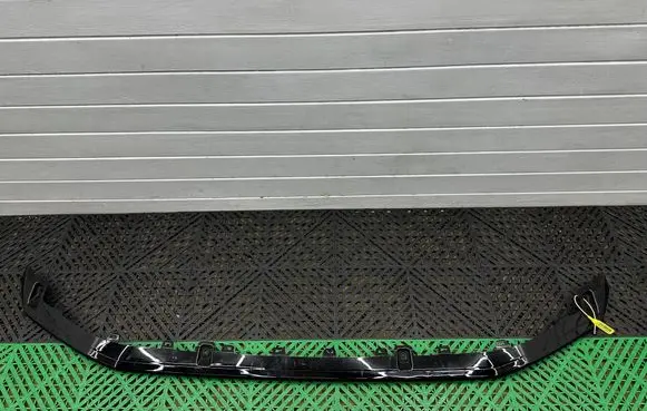 BMW X1 U11 Front bumper splitter molding 8083387