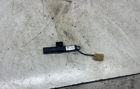 Volkswagen Golf Plus Aerial antenna amplifier 5M0035577G