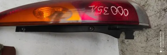 Nissan Almera Tino Rear/tail lights