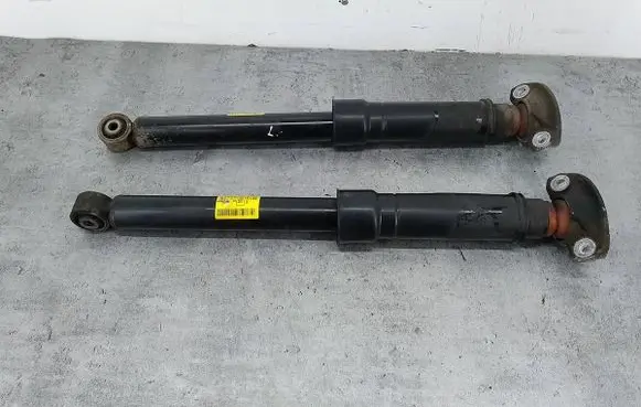 Opel Mokka X Rear shock absorber/damper 95367159