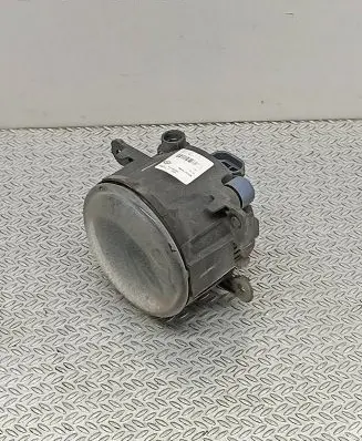 Renault Megane III Front fog light 8200074008 89202502 E132011016