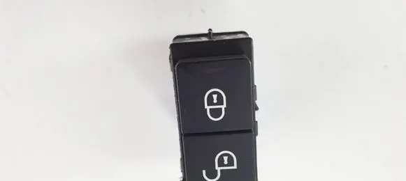 Jaguar XJ X351 Central locking switch button EW9314017AC009 EW9314017AC