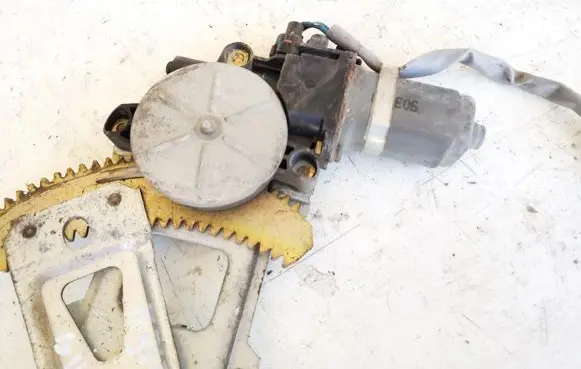 Subaru Impreza I Rear door window regulator motor