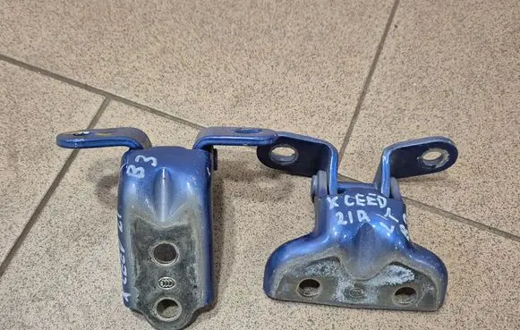 KIA Xceed Rear door hinge set 