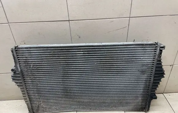 Volvo S60 Intercooler radiator 30748809