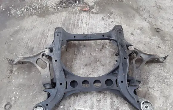 Porsche Cayenne (9PA) Front subframe