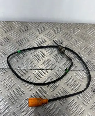 Audi A4 S4 B8 8K Exhaust gas temperature sensor 03L906088BT