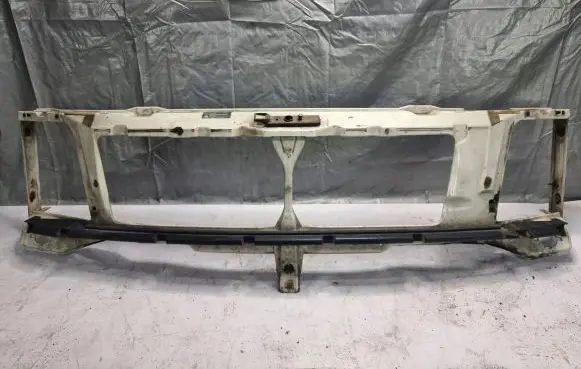 Volkswagen II LT Radiator support slam panel