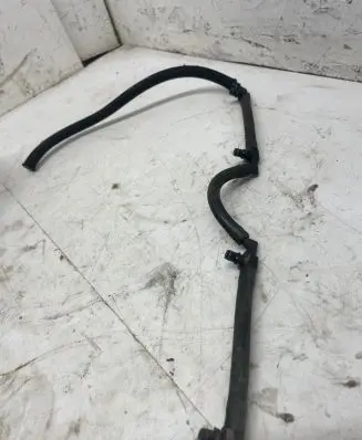 Peugeot 206 Fuel injector supply line/pipe 