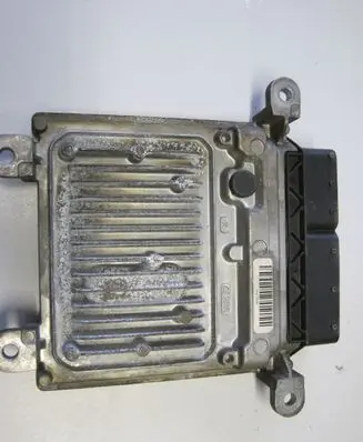 Mercedes-Benz E W212 Engine control unit/module ECU A6511500126 A0054469240