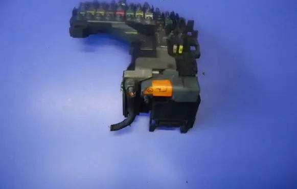 Peugeot 508 Fuse module 9665878080
