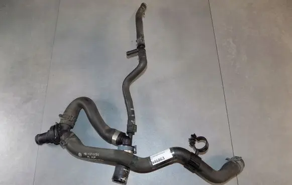 Volkswagen Transporter - Caravelle T5 Engine coolant pipe/hose 7E0122157BG