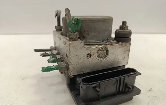 Renault Kangoo I ABS Pump 0265231985 8200661044 06110110329