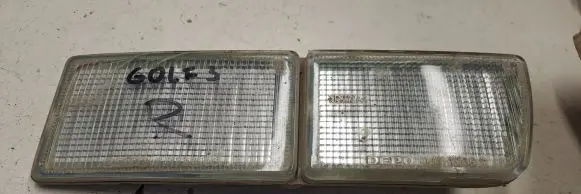 Volkswagen Golf III Front reflector 