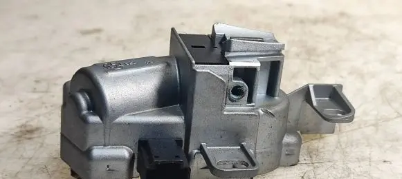 Steering wheel lock