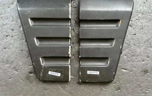 Rear fender molding trim