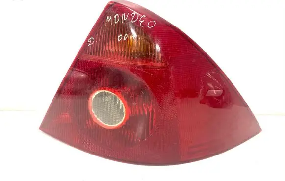 Ford Mondeo Mk III Rear/tail lights 1S7113404A 0374D