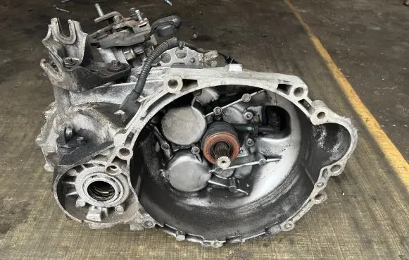 KIA Optima Manual 6 speed gearbox SF93JE 000656