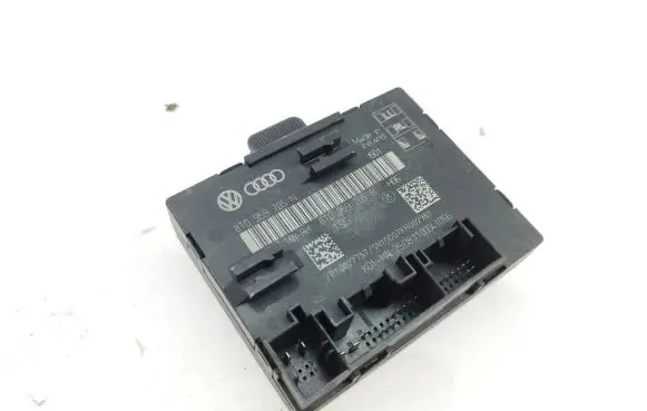 Audi A4 S4 B8 8K Door control unit/module 8T0959795N 8T0959795B