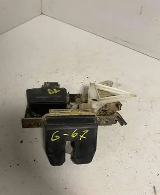 Tailgate/trunk/boot lock/catch/latch