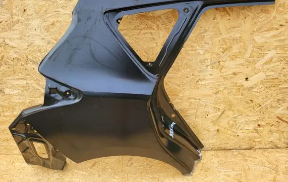 Toyota Auris E180 Rear arch 