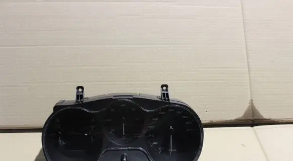 Seat Altea Speedometer (instrument cluster) 1P0920853C 1020600369 04123061026600